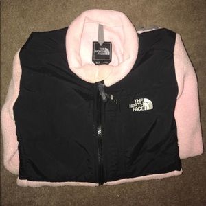 Light pink & black barely used NorthFace fleece